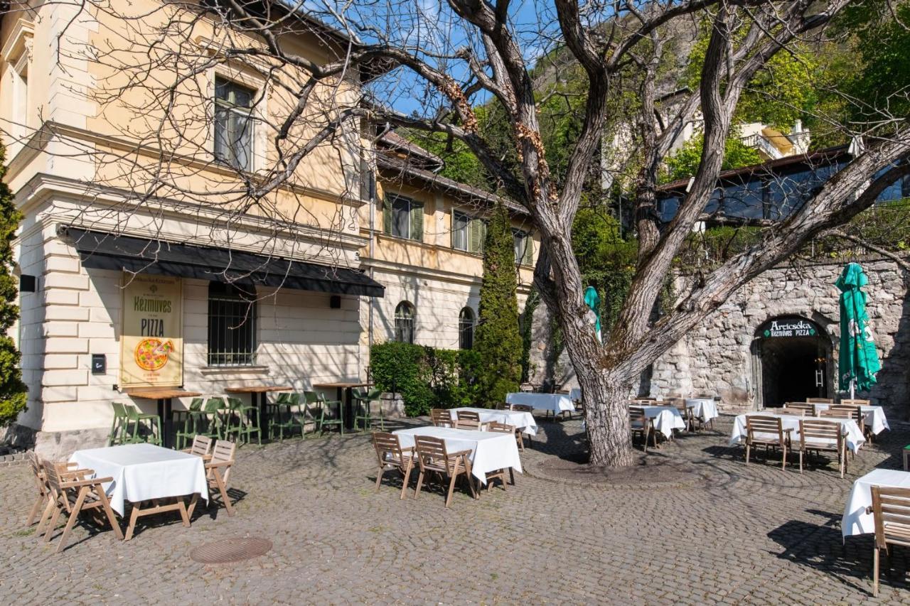 Mr Goergey Art Hotel & Spa Visegrád Exterior foto